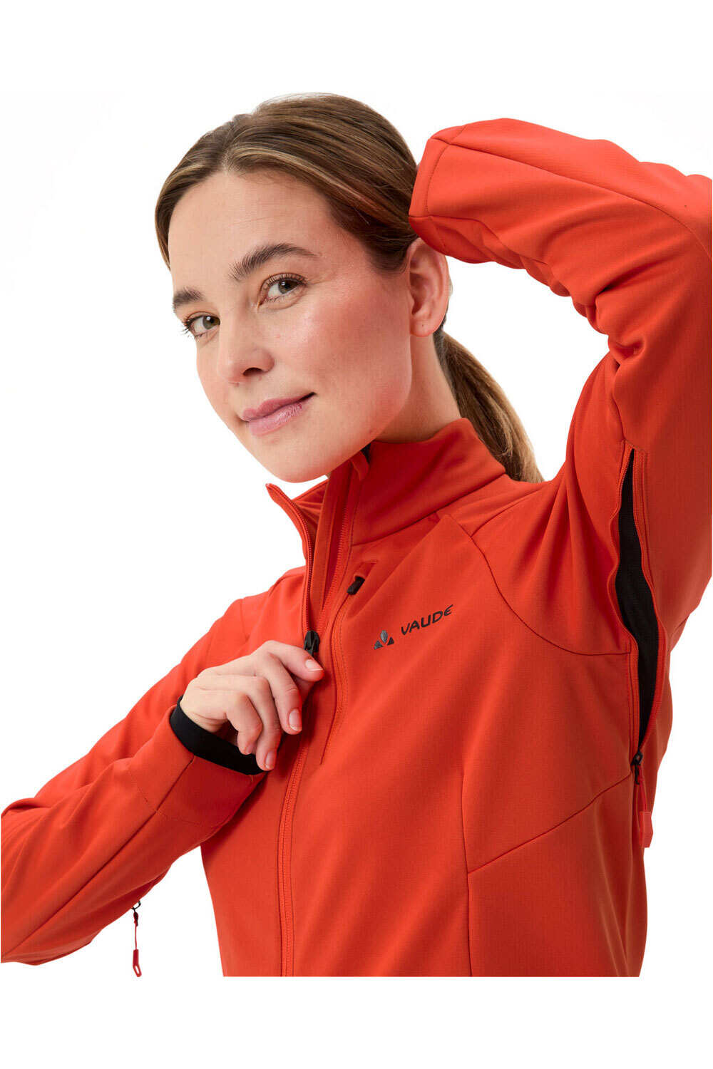 Vaude cortavientos ciclismo mujer Women's Posta Softshell Jacket II 03