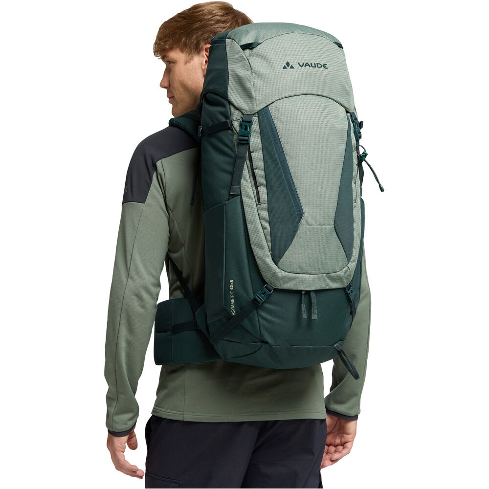 Vaude mochila montaña Asymmetric 42+8 09